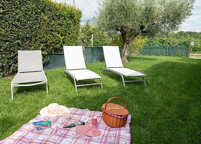 Countryhouse Nocino - Regarda Travel