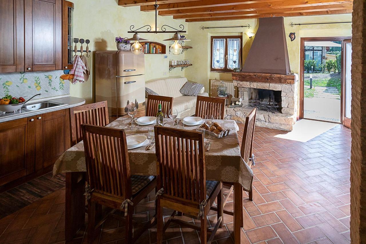Ferienhaus Nocino - Regarda Travel Lazise