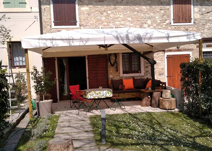 Countryhouse Nocino - Regarda Travel