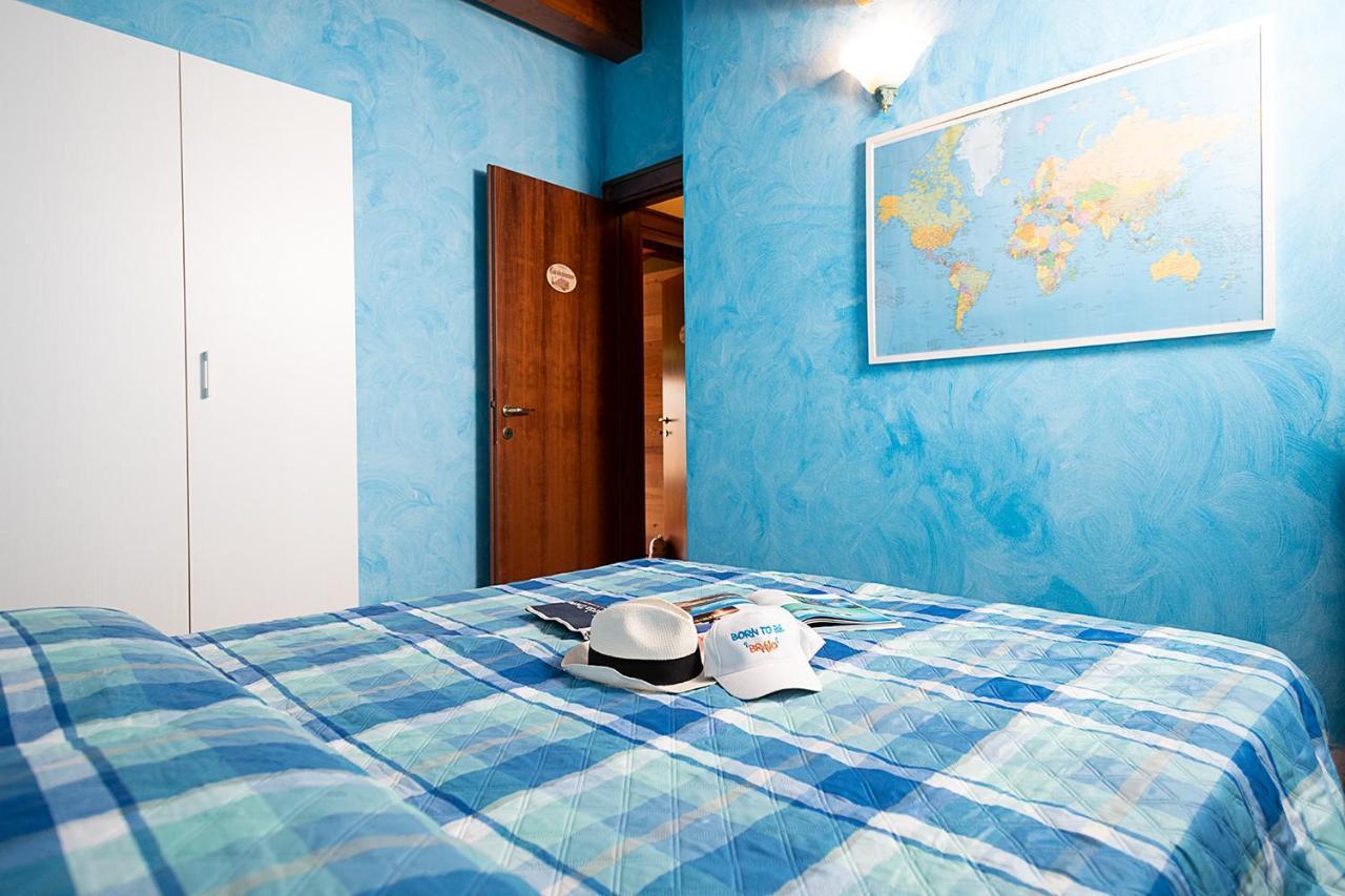 Holiday home Nocino - Regarda Travel *